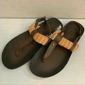 Tidewater Sandals NWT